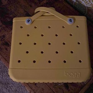 Bogg bag (medium)